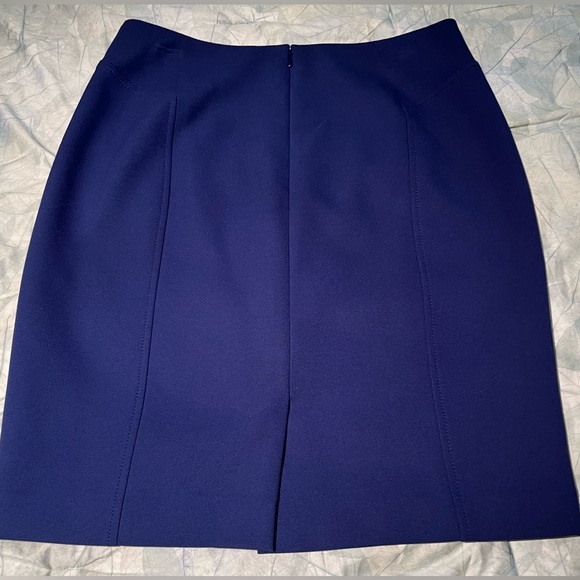 Halogen Women's Lined Pencil Skirt with Back Slit | Sz. 8P in Bright Blue - Picture 2 of 10